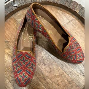 Stubbs and Wootton needlepoint loafers. Very excellent condition size 8
